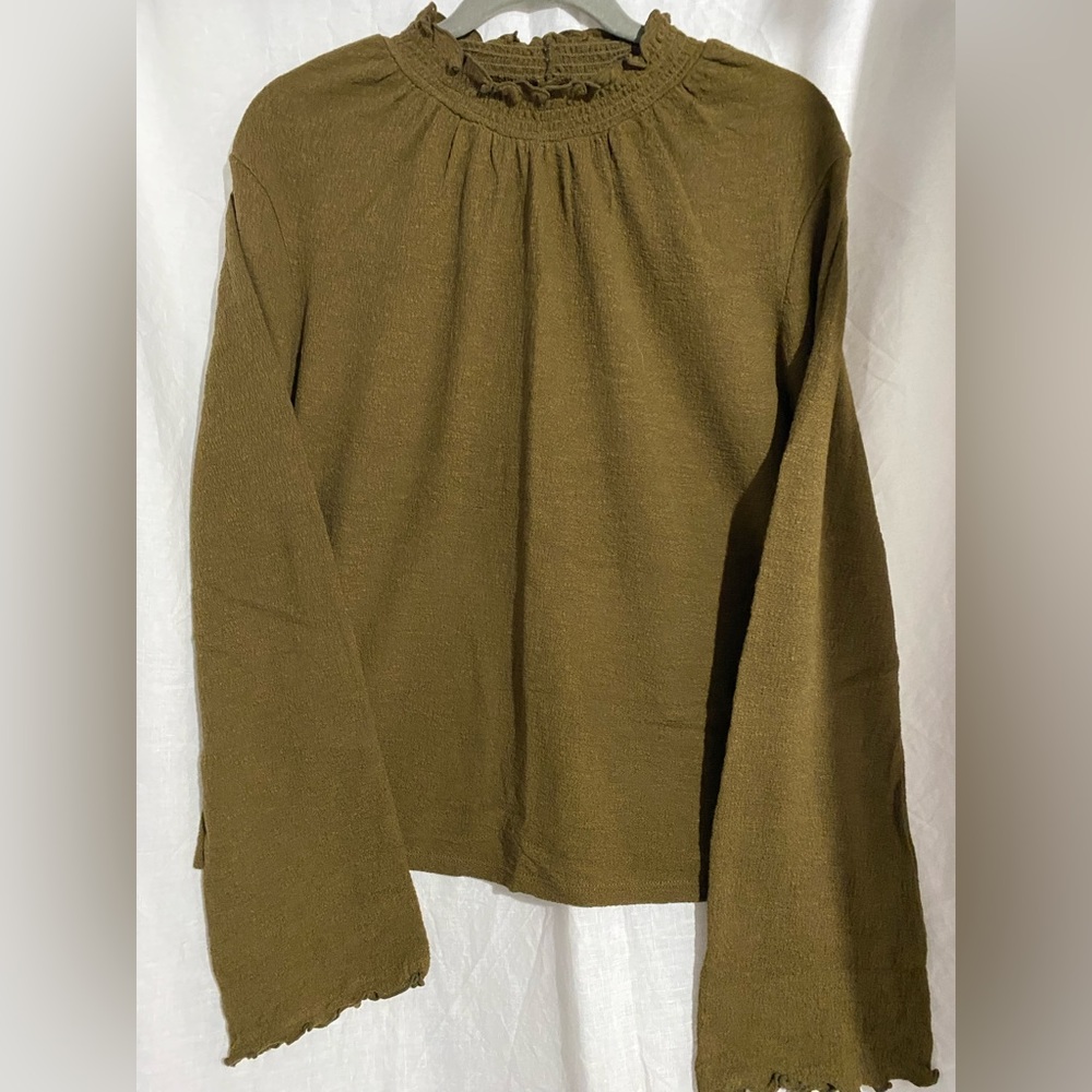Women’s shirt